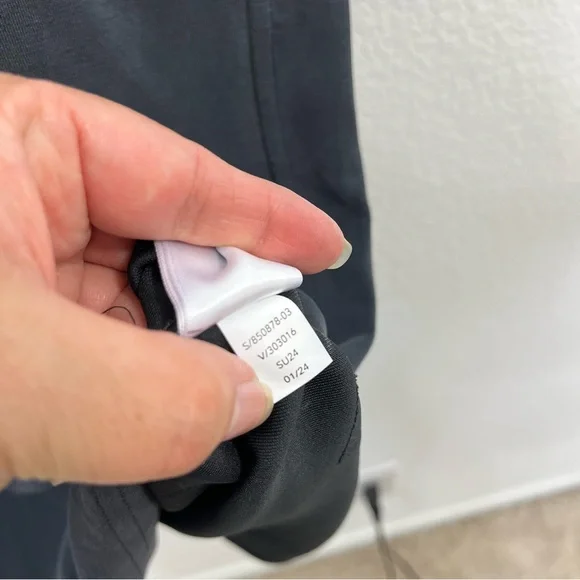 Athleta NWT Seasoft Midi Elastic Waist Sports Dress size Large Soft Black Black - Picture 8 of 11